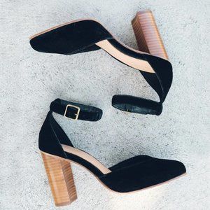 Size 7 Soludos Suede Collette Heel